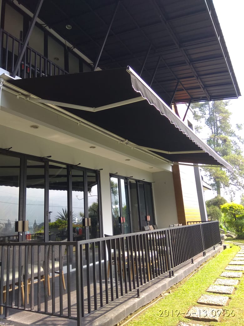 awning gulung1