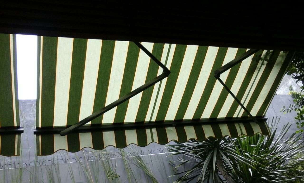 awning gulung2